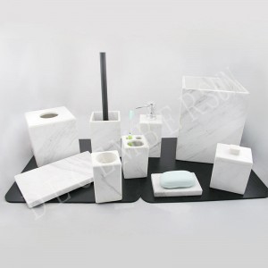 Set de accesorii pentru baie din marmură albă elegantă și grațioasă