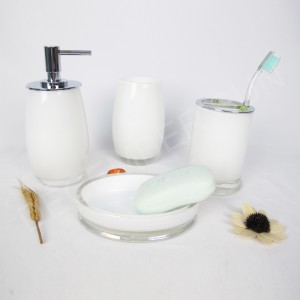 Set de accesorii pentru baie din sticlă albă